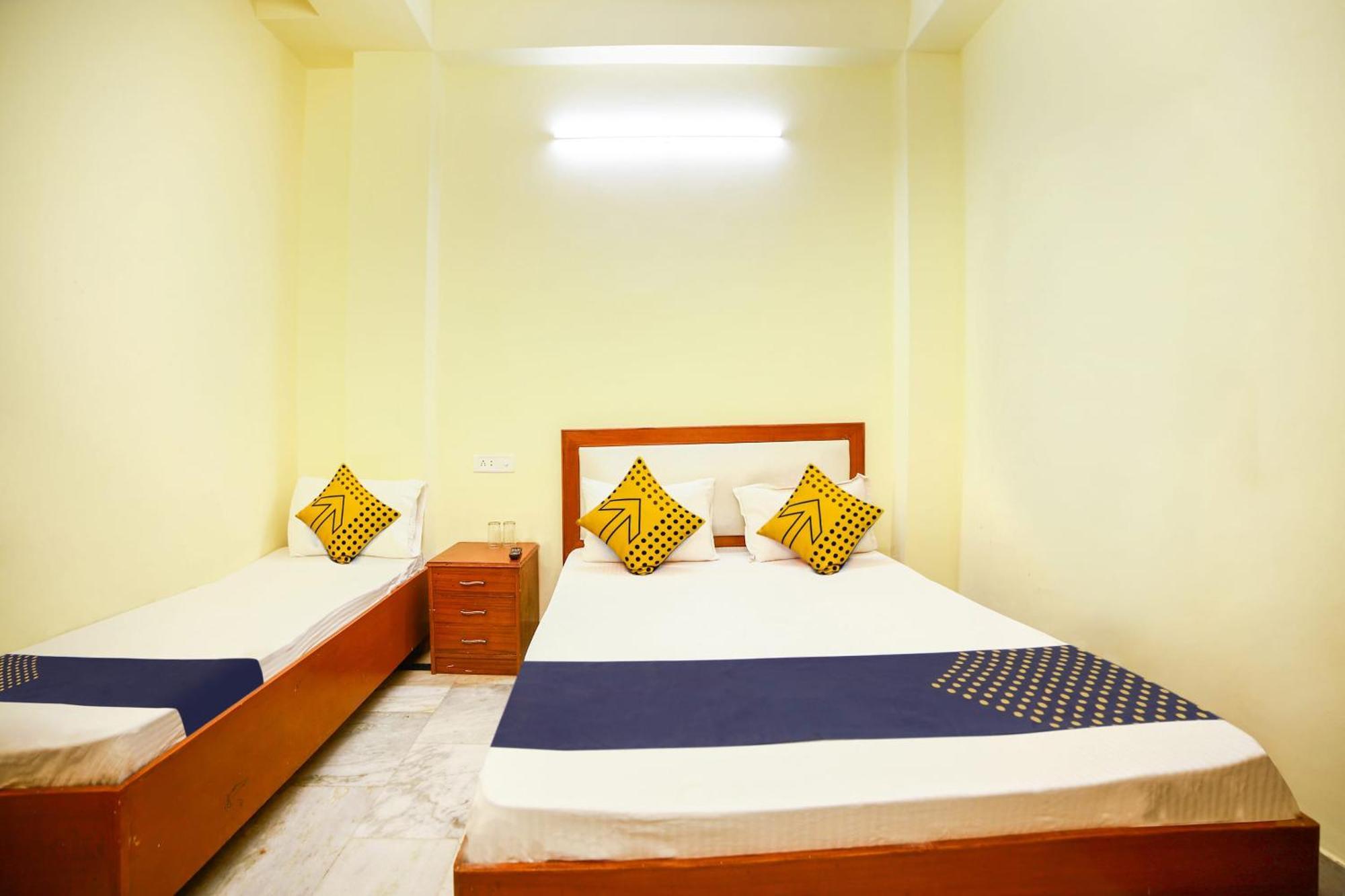 Hotel O City Inn Dx Yeni Delhi Dış mekan fotoğraf