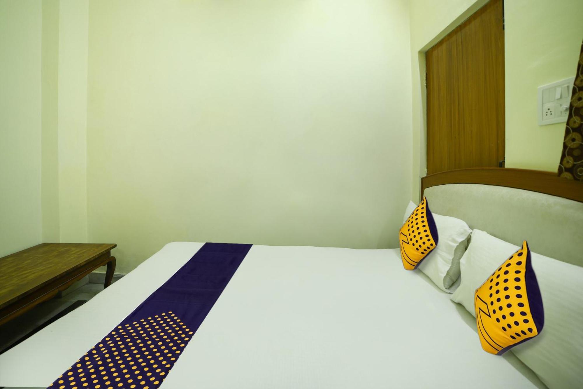 Hotel O City Inn Dx Yeni Delhi Dış mekan fotoğraf