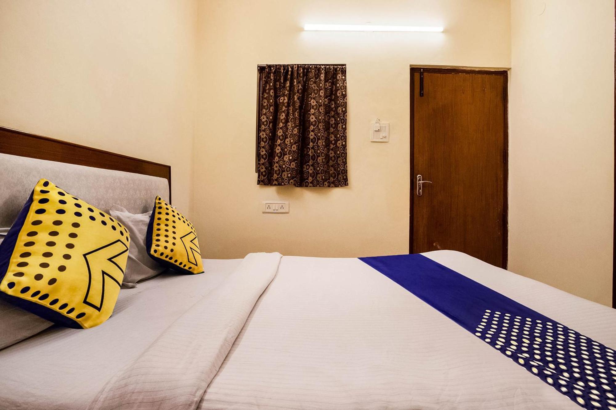 Hotel O City Inn Dx Yeni Delhi Dış mekan fotoğraf